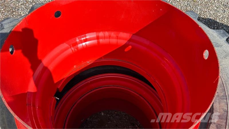 Michelin 480/70R30-30 Gume, kotači i naplatci