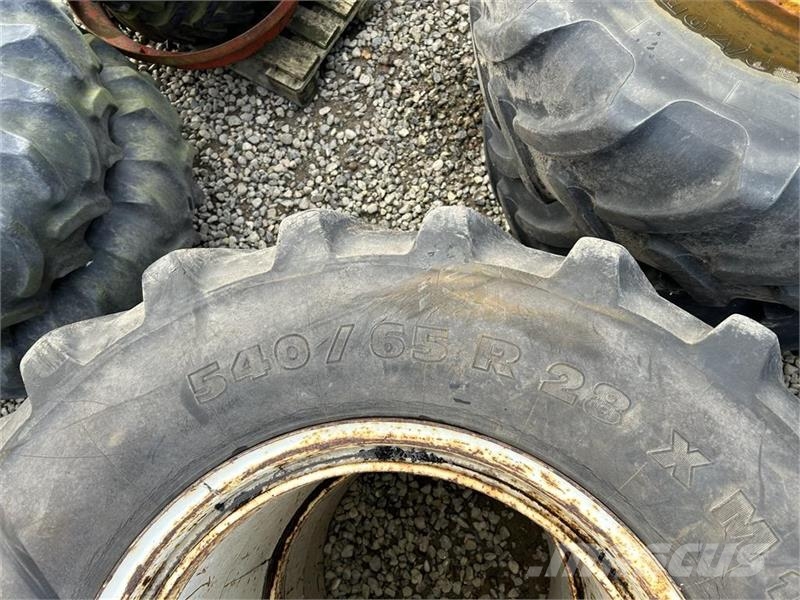Michelin 540/65R28-28 Gume, kotači i naplatci