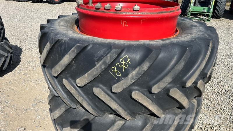 Michelin 650/65R42-42 Gume, točkovi i felne