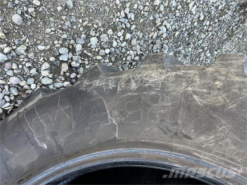 Michelin 710/75R42 MachXbib Opony, koła i felgi