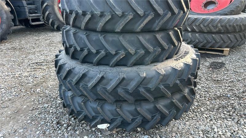 Mitas 270/95R46 + 270/95R32 - stilbare fælge uds. boring Gume, kotači i naplatci