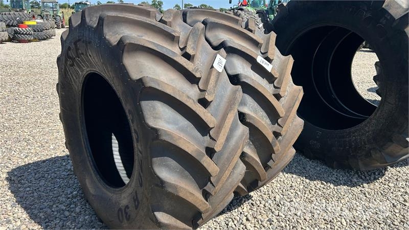 Mitas 650/85R38 + 600/70R30 Afm. Rehvid, rattad ja veljed