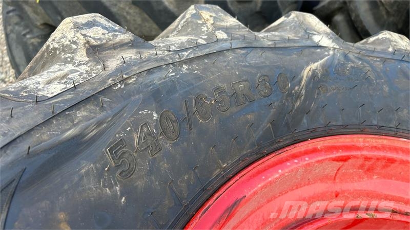 MRL 540/65R30-28 Dekk, hjul og felger