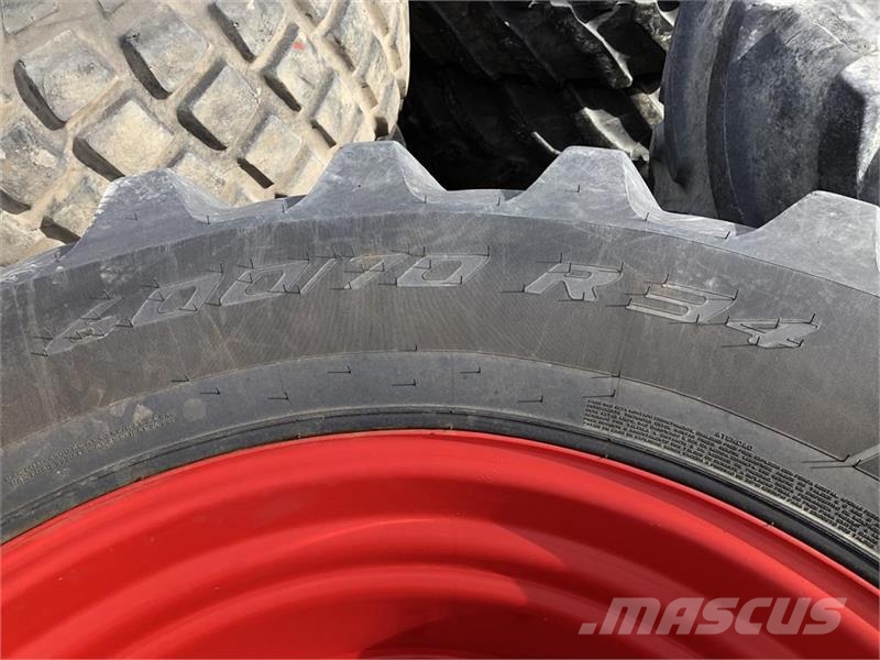 Pirelli 600/70 R34 Ny model Tyres, wheels and rims