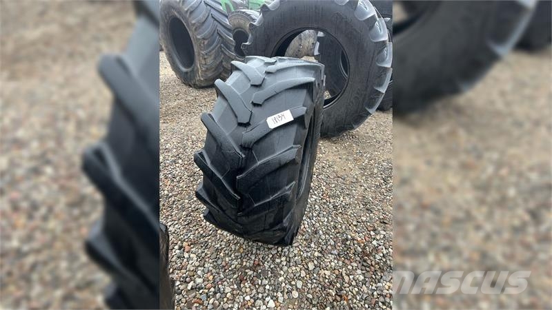 Trelleborg 540/65R26 Banden, wielen en velgen