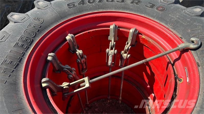 Trelleborg 540/65R30-30 Gume, točkovi i felne