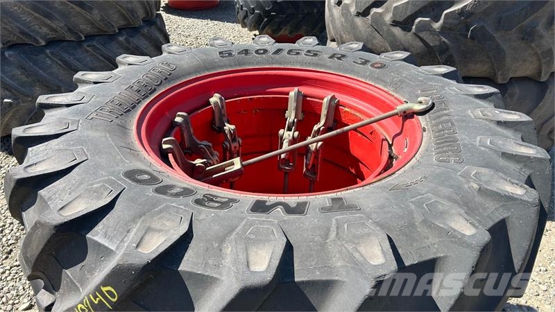 Trelleborg 540/65R30-30 Gume, točkovi i felne