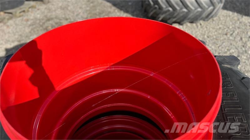 Trelleborg 600/70R30-30 Gume, točkovi i felne