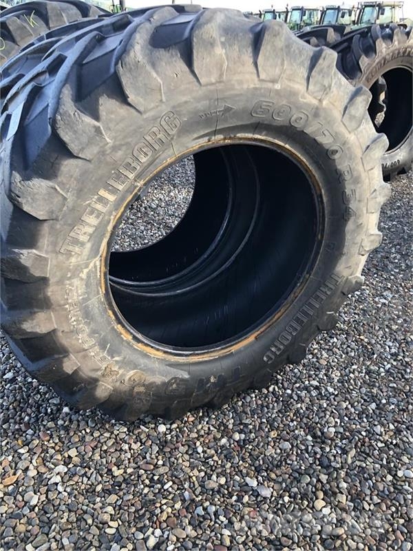 Trelleborg 600/70R34 Banden, wielen en velgen