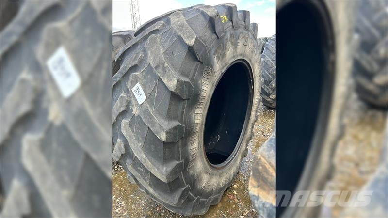 Trelleborg 650/75R38 Banden, wielen en velgen