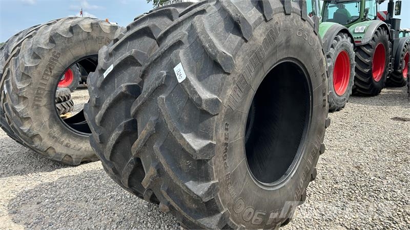 Trelleborg 650/85R38 Banden, wielen en velgen