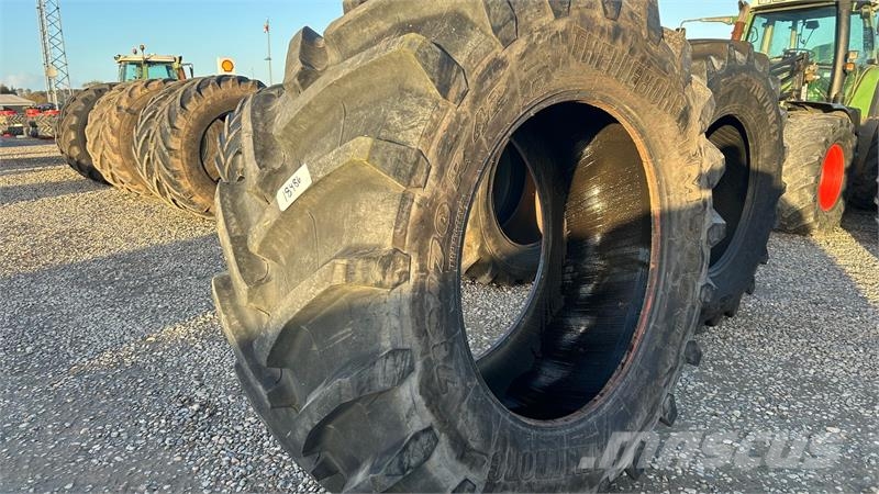 Trelleborg 710/70R42 الإطارات والعجلات والحافات