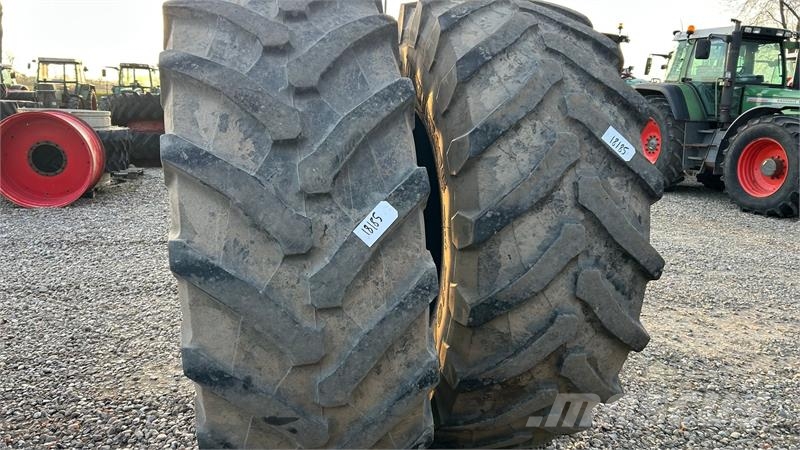 Trelleborg 710/75R42 Banden, wielen en velgen
