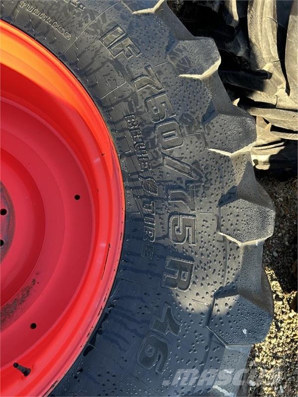 Trelleborg 750/75R46 Kan leveres med nye dæk + forhjul Dekk, hjul og felger