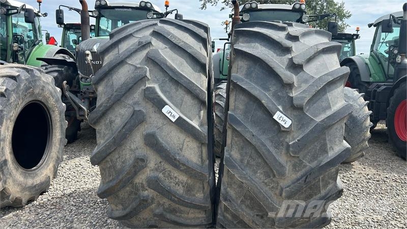 Trelleborg 900/60R42 IF Banden, wielen en velgen