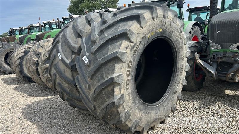 Trelleborg 900/60R42 IF Banden, wielen en velgen