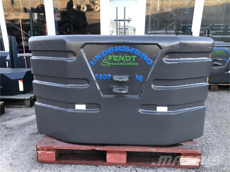 - - - USV 1800 kg Druga oprema za traktorje