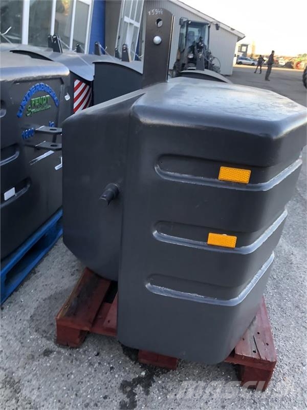 - - - USV 1800 kg Druga oprema za traktorje