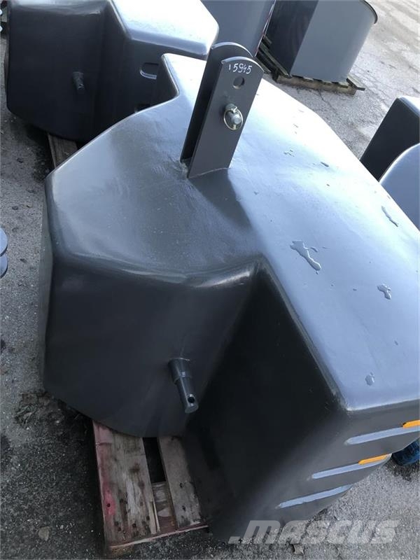 - - - USV 1800 kg Druga oprema za traktorje
