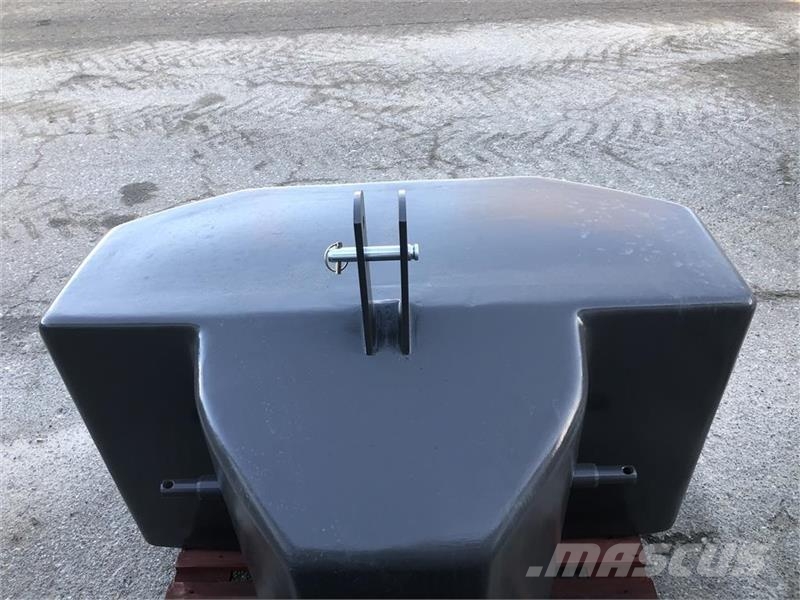 - - - USV 1800 kg Druga oprema za traktorje