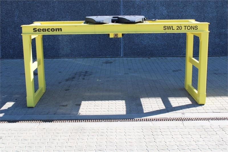 Seacom TRESTLE 20T Нискотоварачи