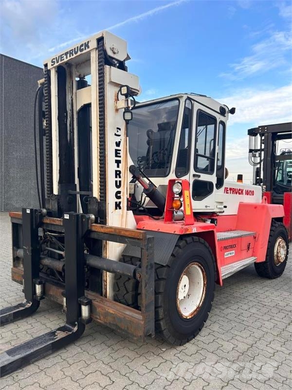 Svetruck 16120-38 Dīzeļa autoiekrāvēji