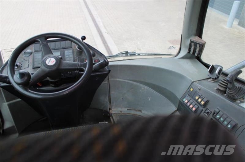 Terberg RT222 جرارات صالات المطارات