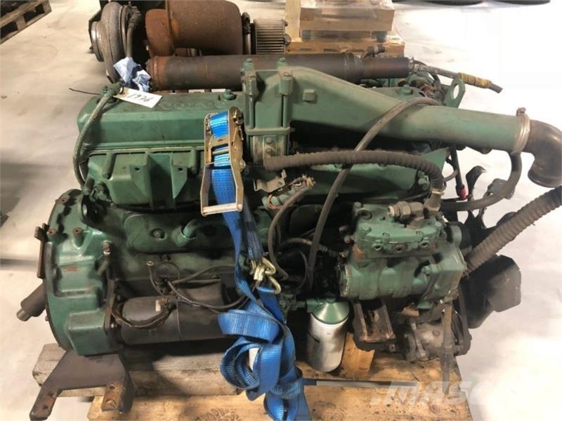 Volvo D7B Двигуни