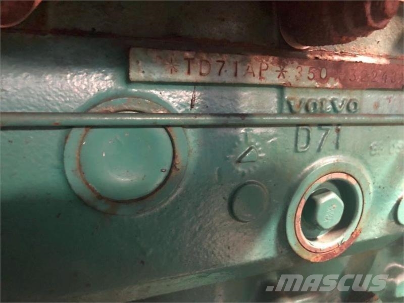 Volvo TD71AP Двигуни