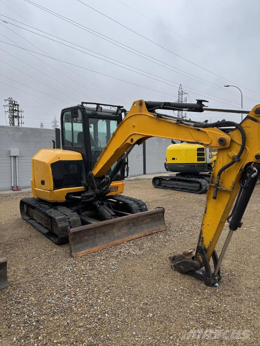 JCB 48Z Minigraafmachines < 7t