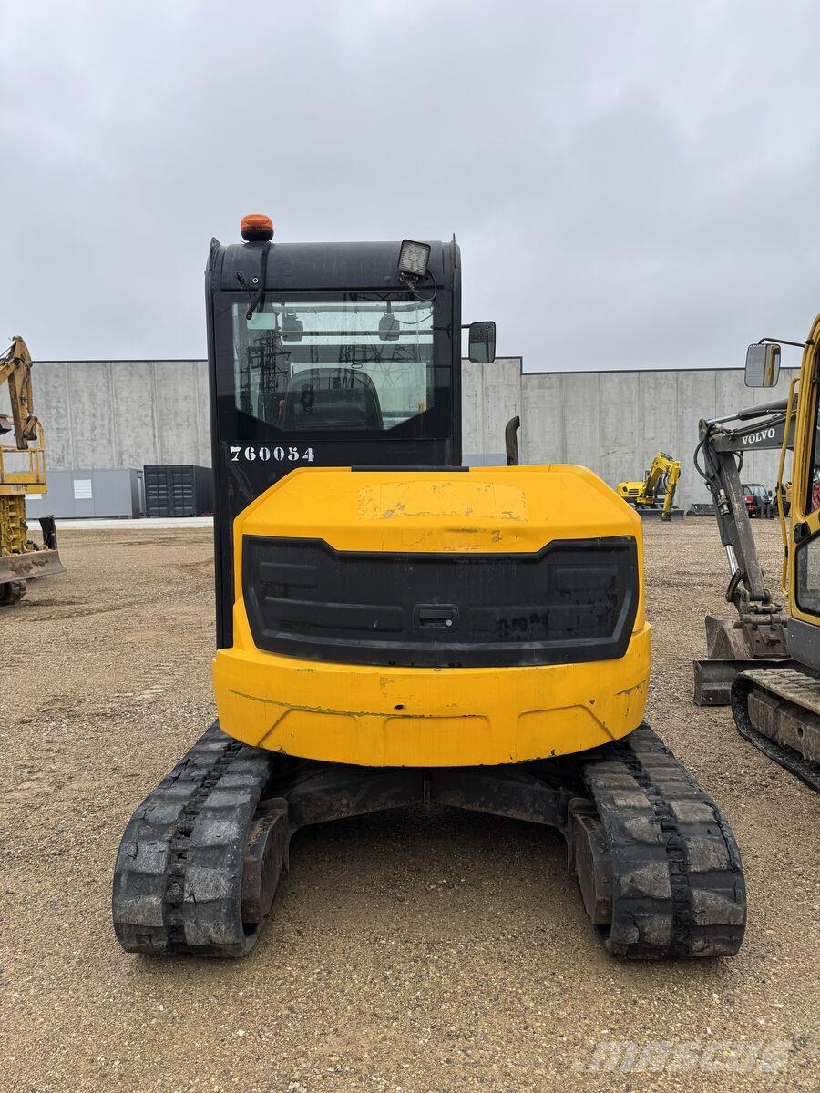 JCB 48Z Minigraafmachines < 7t