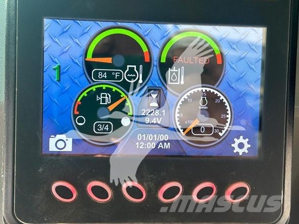 CAT 259D لوادر انزلاقية التوجيه