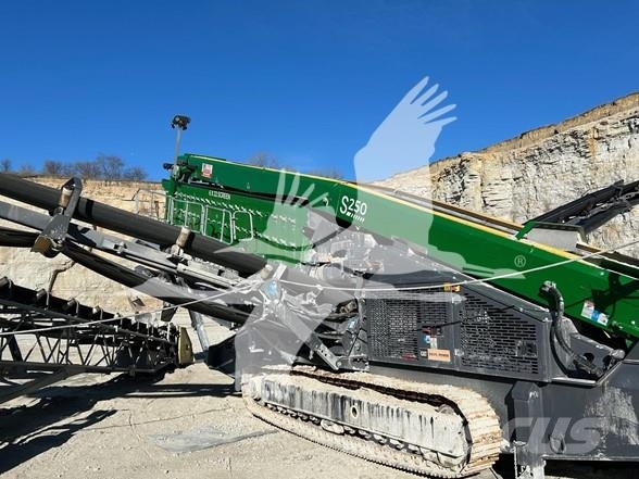 McCloskey S250 스크리너