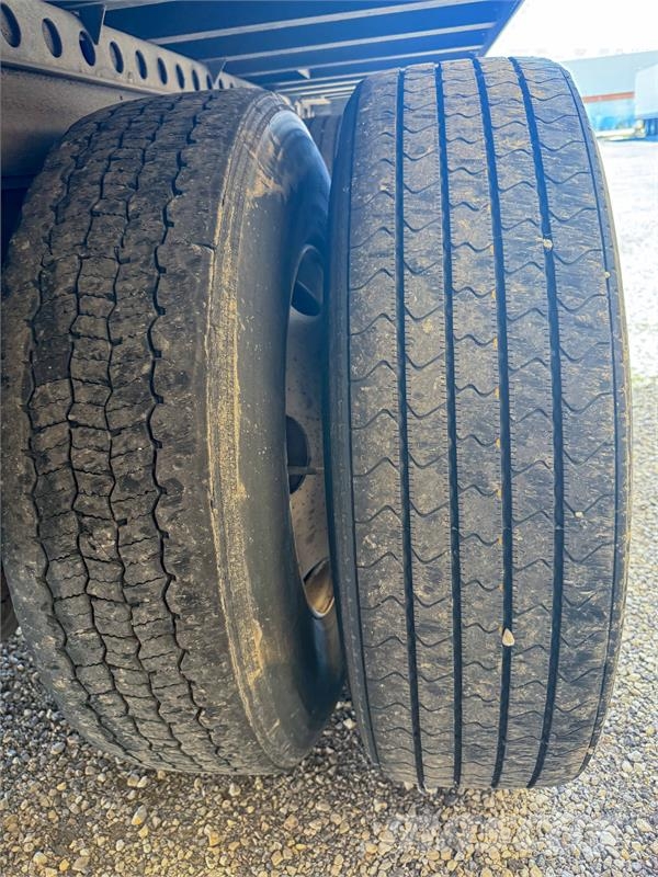 Hyundai HY-REF 保温半挂车