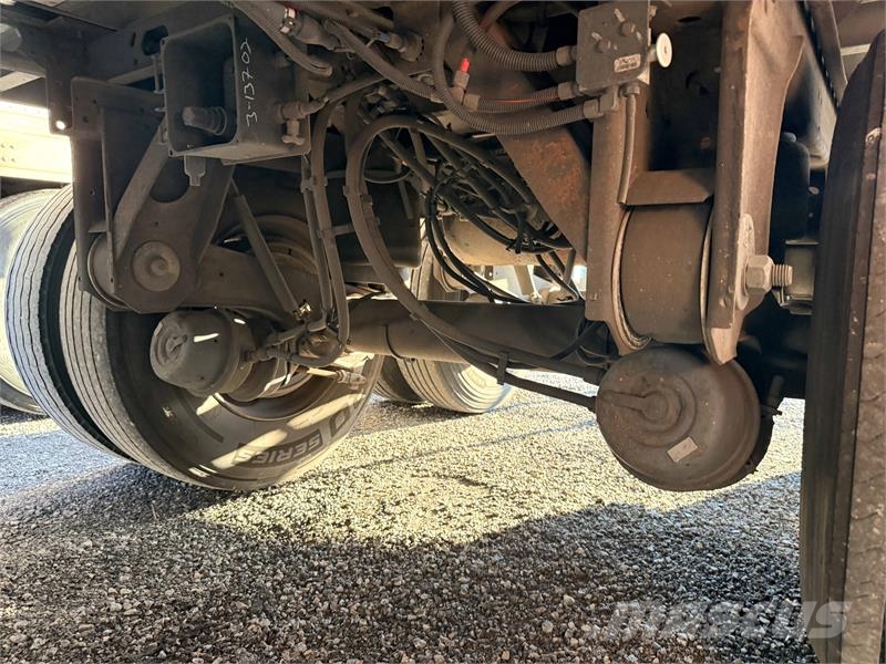 Hyundai HY-REF Puspriekabės su izoterminiu kėbulu