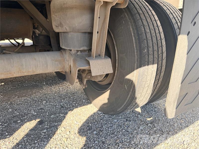 Hyundai HY-REF 保温半挂车