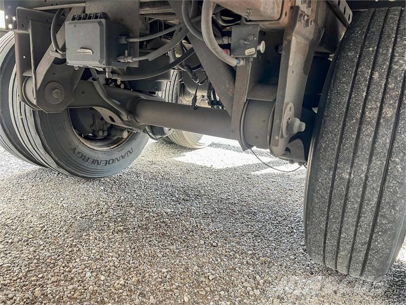 Utility VS2RA Temperature controlled semi-trailers
