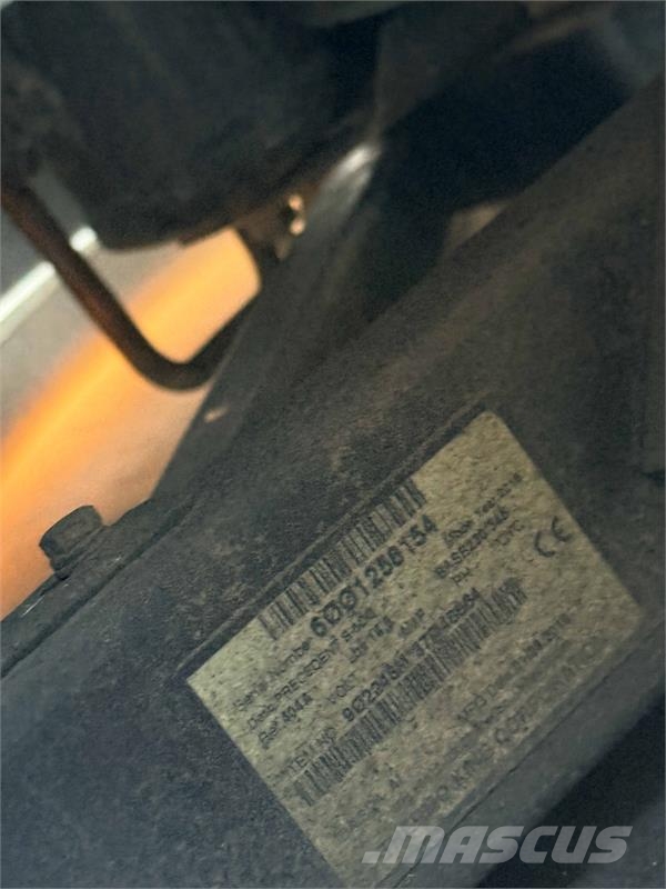 Utility VS2RA Kühlauflieger