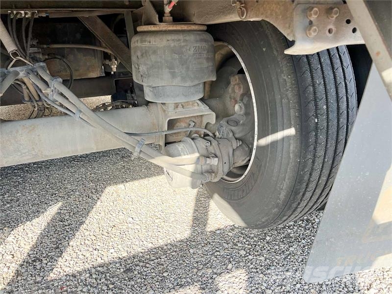 Utility VS2RA Temperature controlled semi-trailers