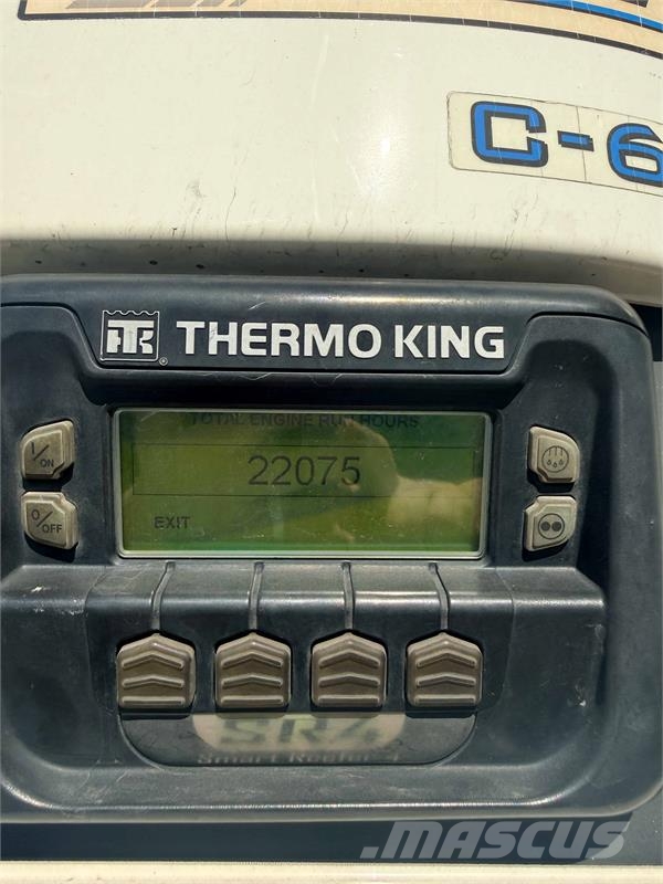 Utility VS2RA Puspriekabės su izoterminiu kėbulu