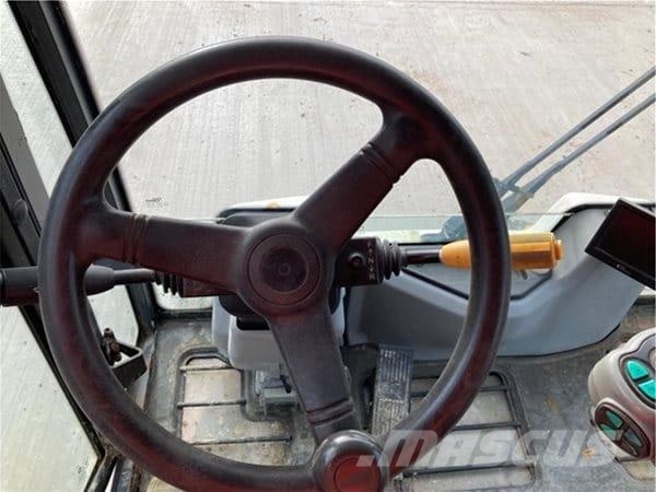 Johnston CX200 Muut koneet
