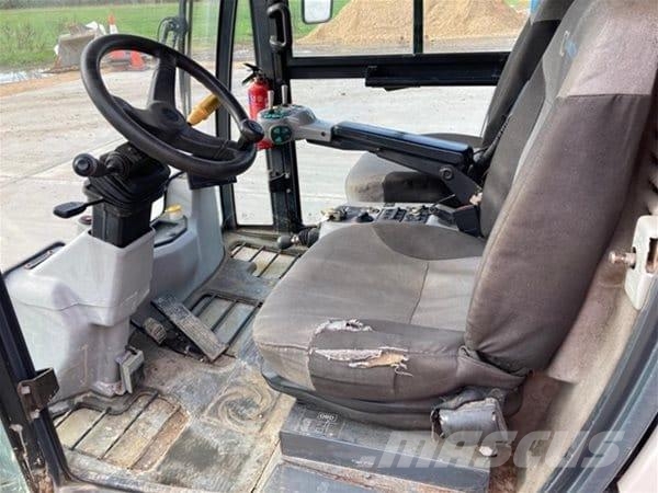 Johnston CX200 Muut koneet