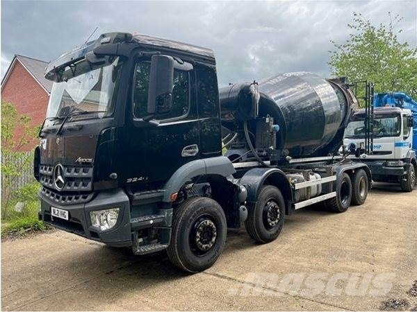 Mercedes-Benz SCHWING-STETTER AM8FHCLL Betooniveokid