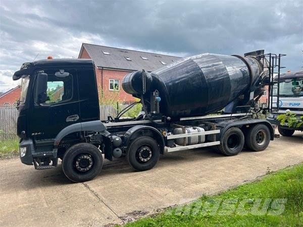 Mercedes-Benz SCHWING-STETTER AM8FHCLL Betooniveokid