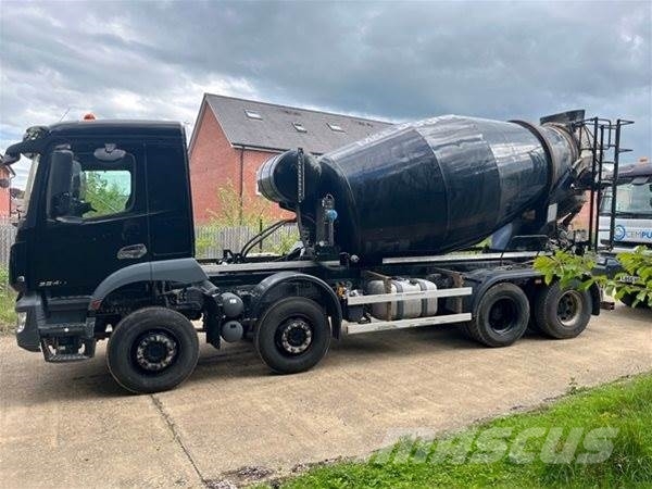 Mercedes-Benz SCHWING-STETTER AM8FHCLL Betooniveokid
