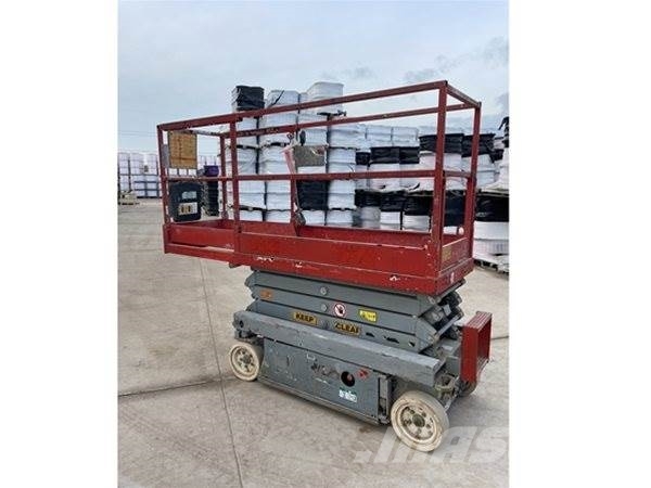 SkyJack SJ III 3219 رافعات مقصية الشكل