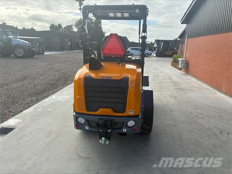 GiANT G2700 HD Mini homlokrakodók