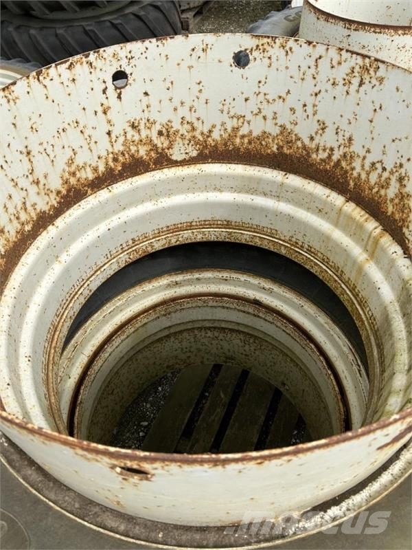 Goodyear 600/65R38 Riepas, riteņi un diski