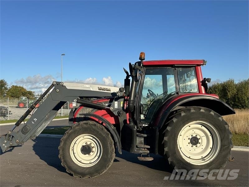 Valtra N142D Traktorid