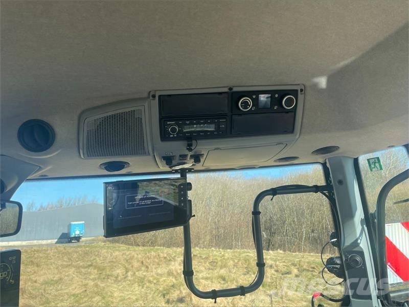 Valtra Q265 1A9 Traktorid